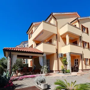 Apartament Omanovic, Čižići